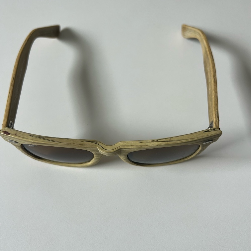 Ray-Ban Wayfarer Wooden Sunglasses. Excellent Condition - Picture 5 of 7